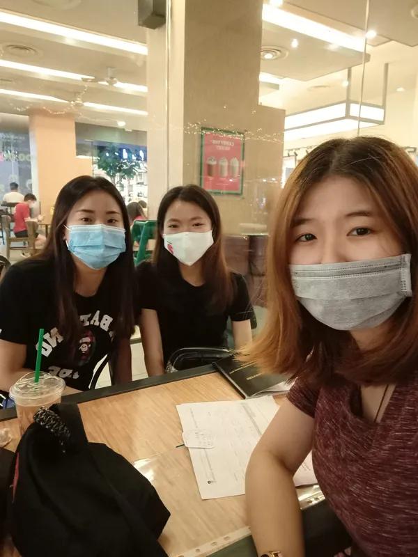 Yizhen & Kai Li (Sisters)